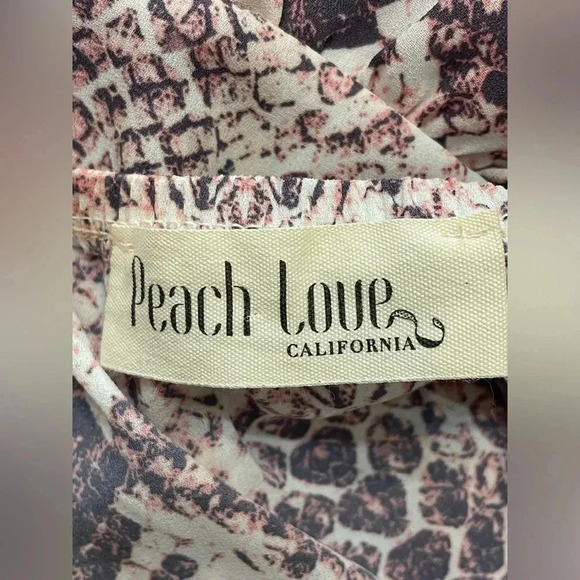 🩷 Peach Love Boutique Night Out Snake Print Shift Off The Shoulder Top‎ Small - Picture 7 of 8